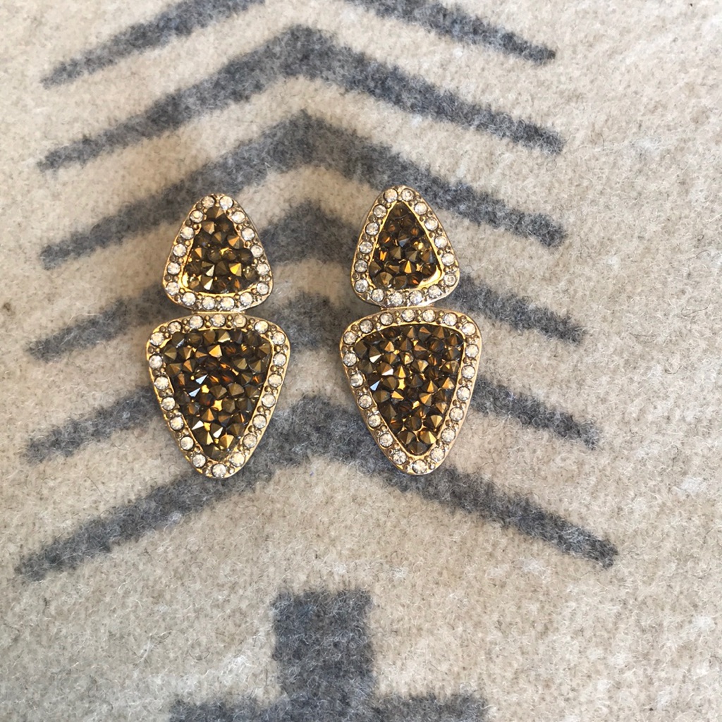 Statement Earring.